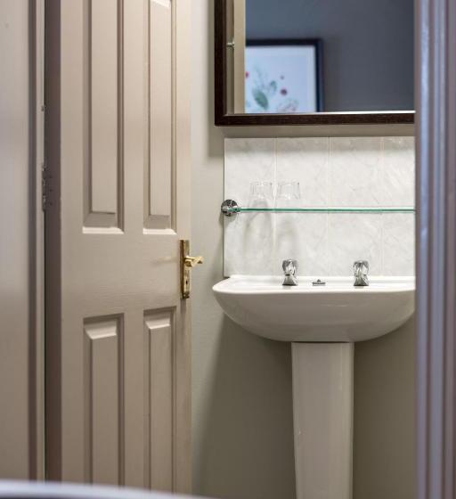 スタンダードシングルルーム, White Hart By Chef & Brewer Collection