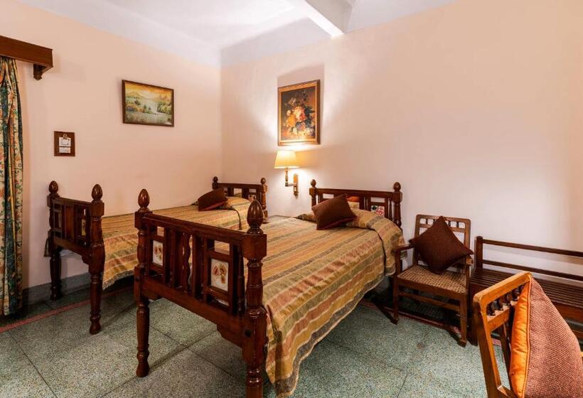 اتاق لوکس, Karni Bhawan Heritage Hotel Jodhpur