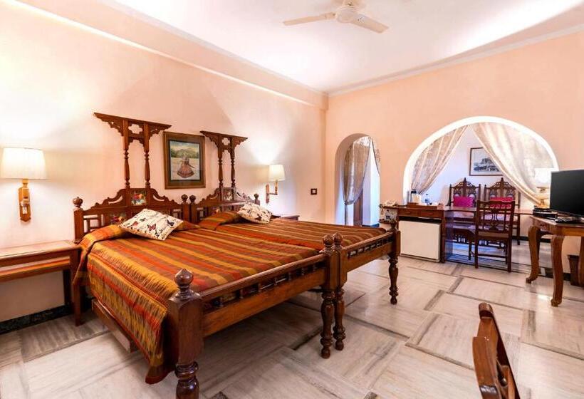 جناح, Karni Bhawan Heritage Hotel Jodhpur