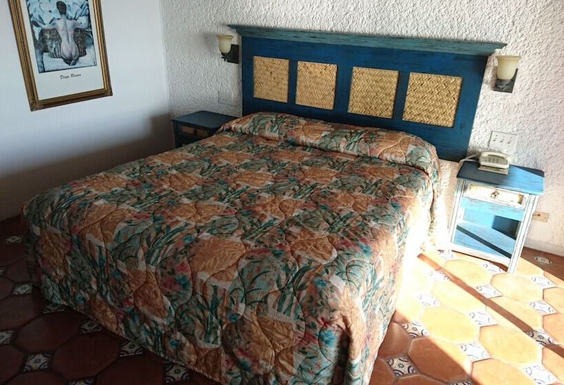 חדר סטנדרט נוף לים, Las Rocas Resort And Spa