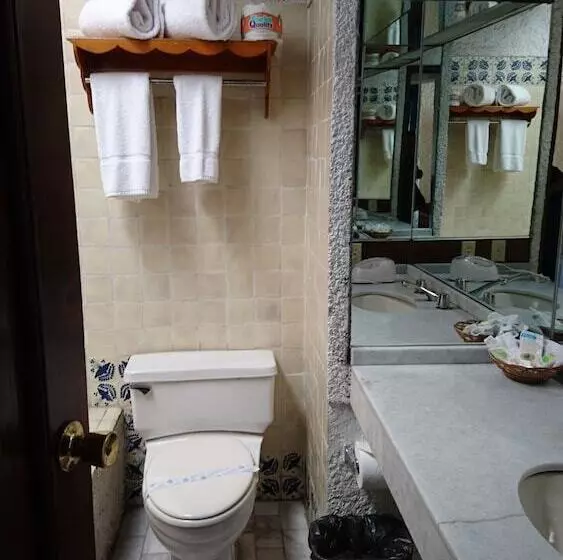 オーシャンビュースイート, Las Rocas Resort And Spa