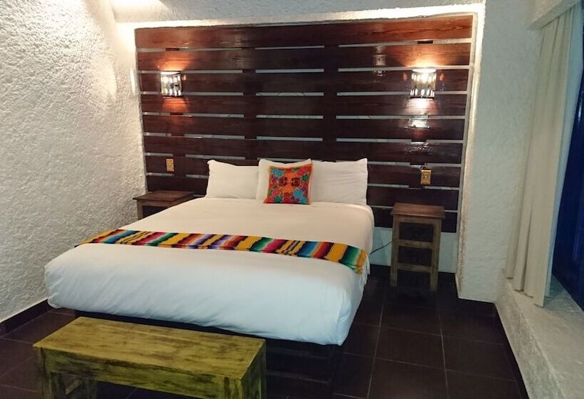 高级套房带海景, Las Rocas Resort And Spa