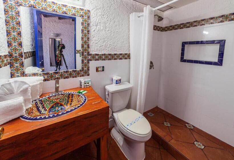 חדר סטנדרט נוף לים, Las Rocas Resort And Spa