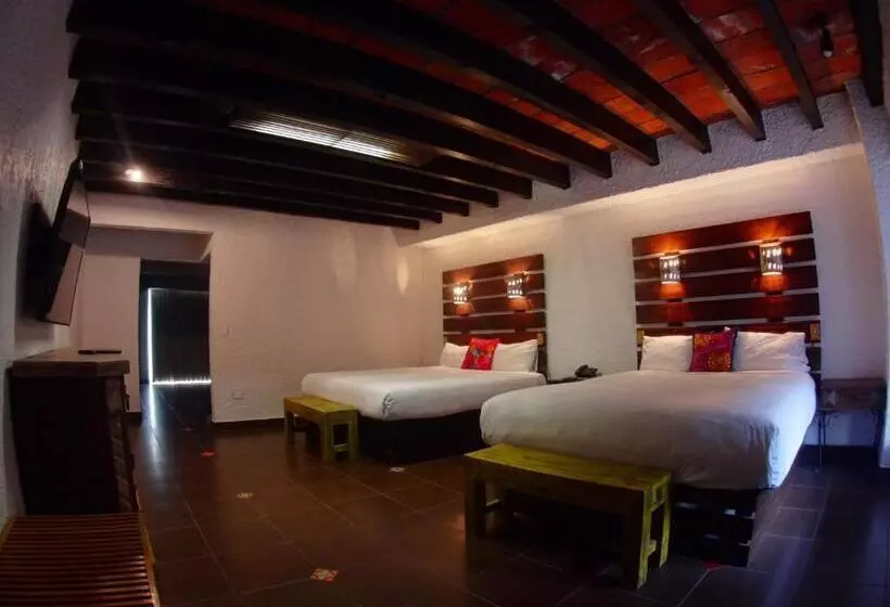 スーペリアースイート, Las Rocas Resort And Spa