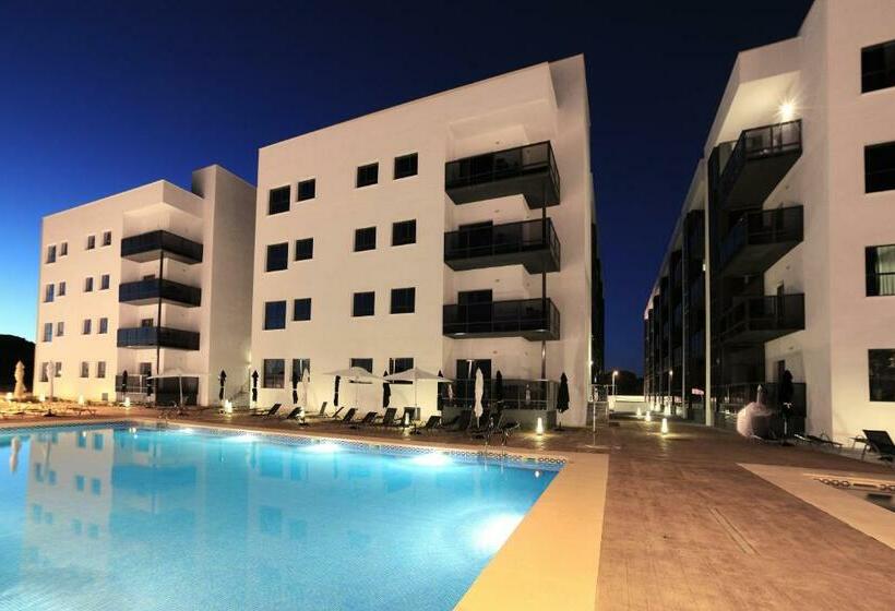 プールビューの２ベッドルームアパート, Leo Deluxe Punta Umbría