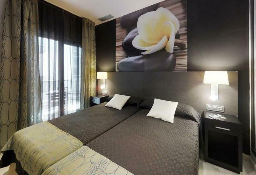 ３ベッドルームアパートメント, Leo Deluxe Punta Umbría