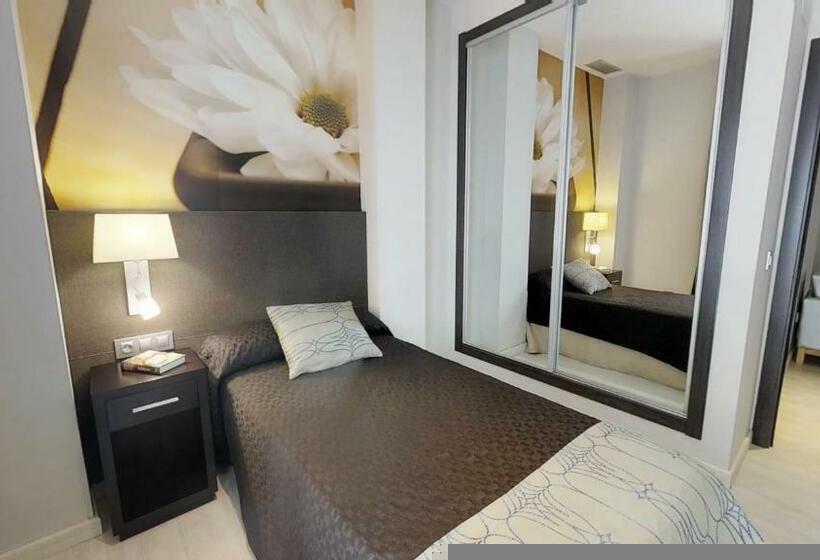 ３ベッドルームアパートメント, Leo Deluxe Punta Umbría