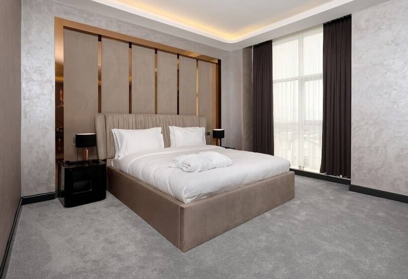 جناح, Aileena Hotel & Villas