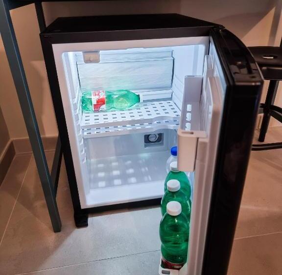 Номер Deluxe, Civico 33