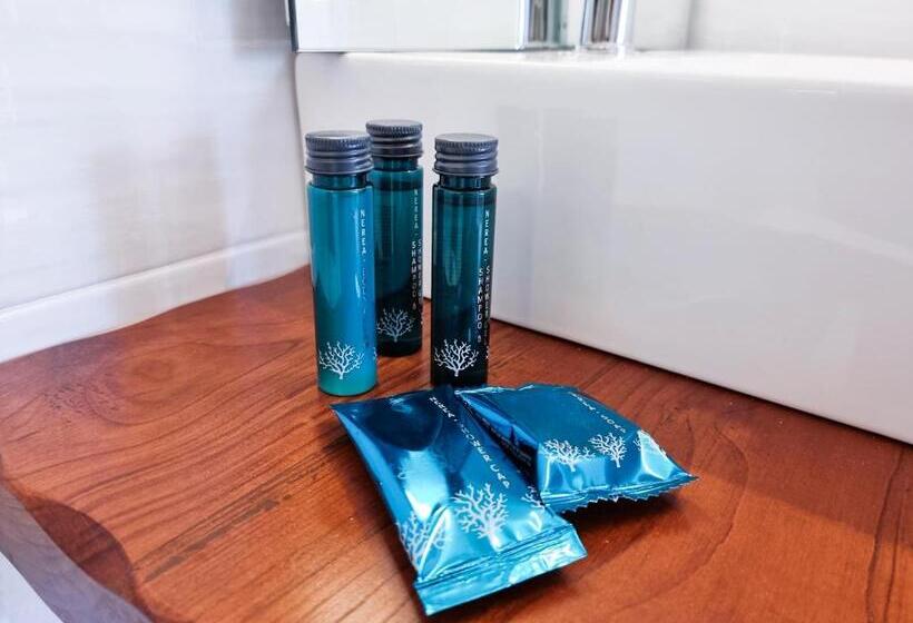 Pokój Deluxe, Civico 33