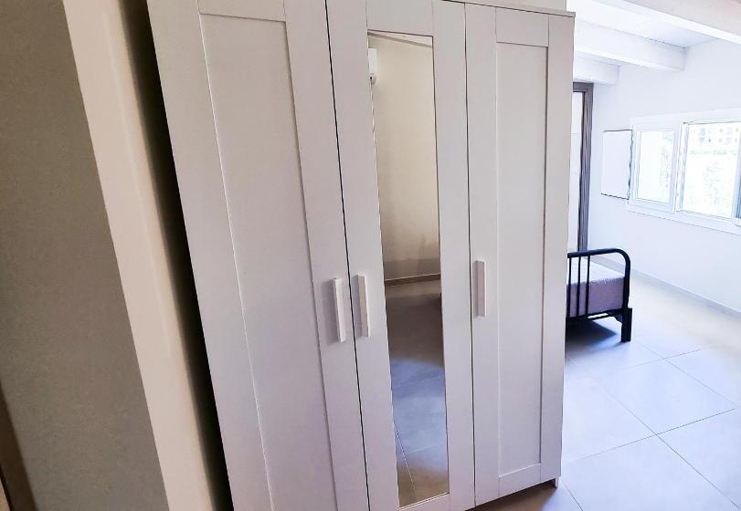 Pokój Deluxe Trzyosobowy, Civico 33