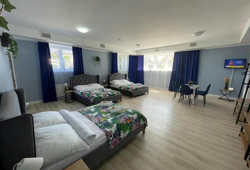 اتاق خانوادگی, Great Polonia Ustka