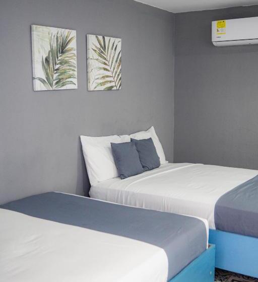 Номер Стандарт Трехместный, Adaz Mediterráneo