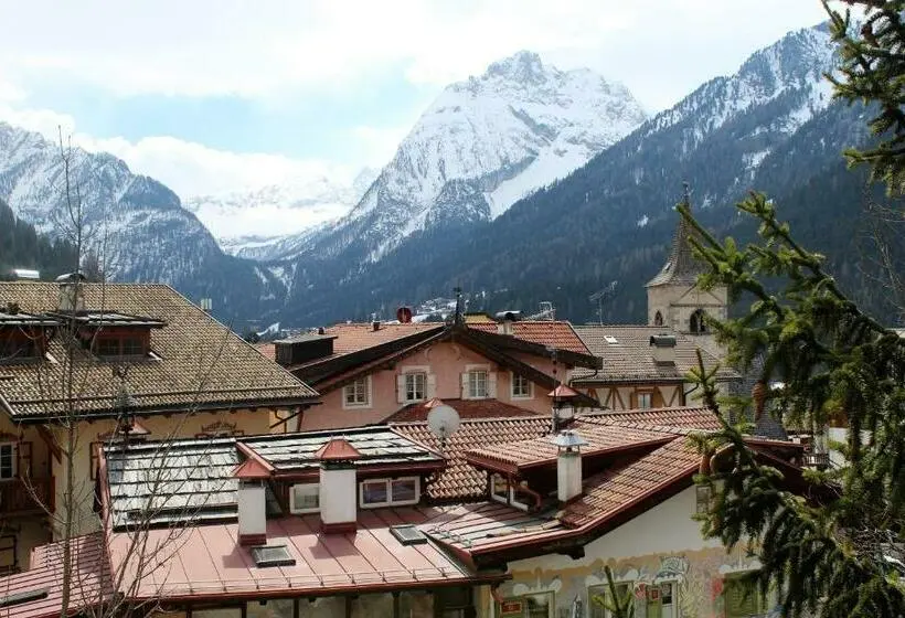 デラックストリプルルーム, Chalet Margoni
