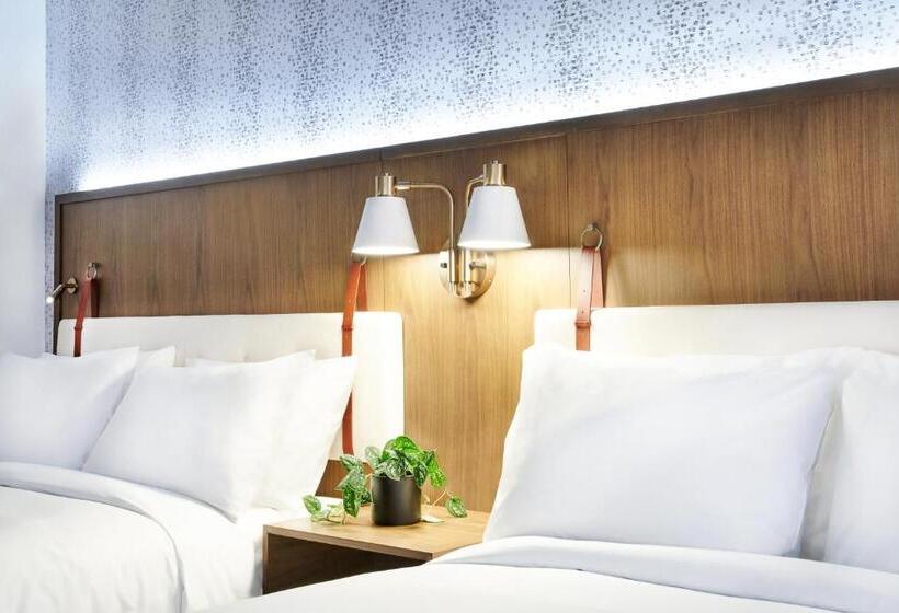 חדר סטנדרט בקומת סופריור, Hyatt Centric Downtown Denver