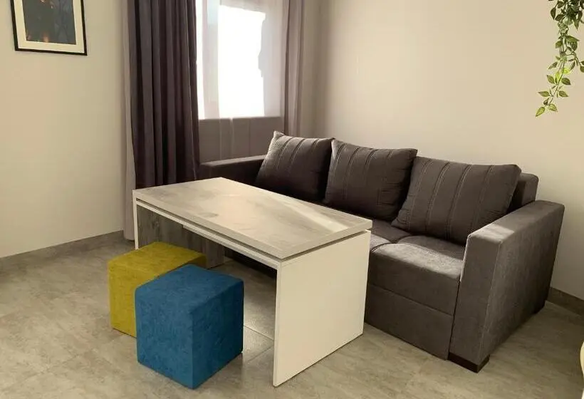 سوئیت با بالکن, Menua By Horizon Hotels, Yerevan