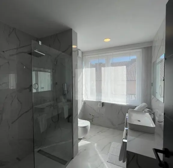 اتاق سوپریور, Terme 36.6