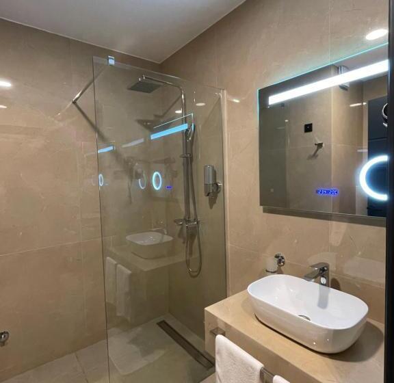 سوئیت پرزیدنت, Terme 36.6