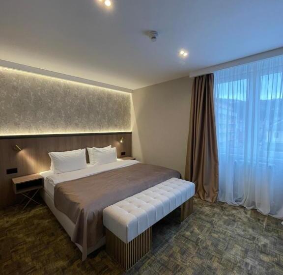 سوئیت پرزیدنت, Terme 36.6