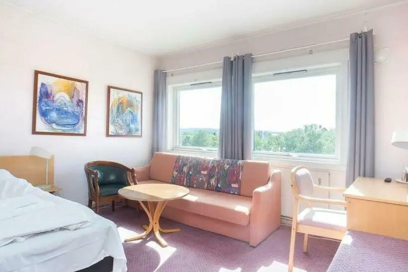 اتاق خانوادگی, Verdde Hotel Lakselv