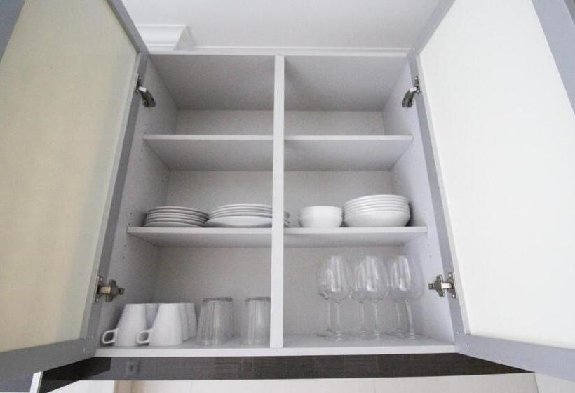 2 Bedrooms Apartment City View, Oriente Dna Studios V