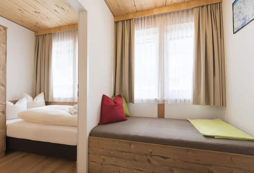 اتاق خانوادگی, Gabl By Alpeffect Hotels
