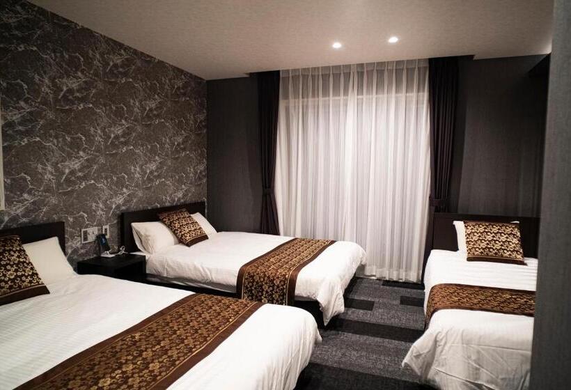 غرفة ديلوكس عائلية, Grand Base Mojiko Ekimae