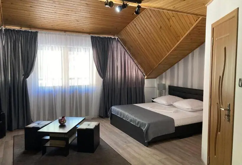 Deluxe-perhehuone, Casa Adriana