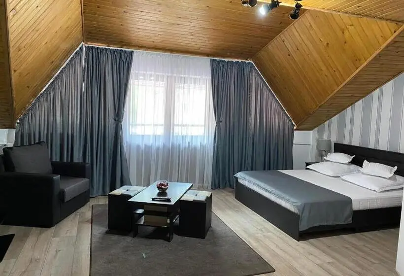 Deluxe-perhehuone, Casa Adriana