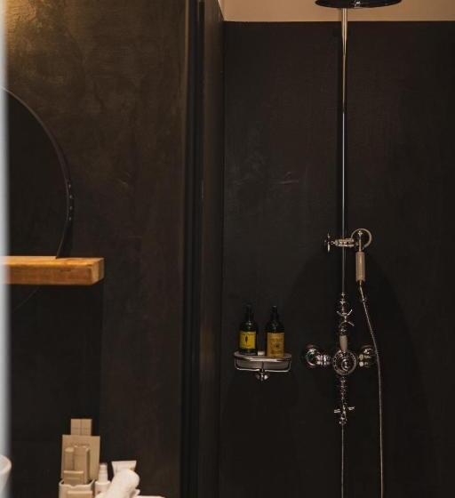 Люкс, Suites The Marcel