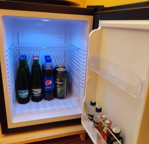 Одноместный Номер Стандарт Адаптированный для Инвалидов, Miklós Fogadó és étterem