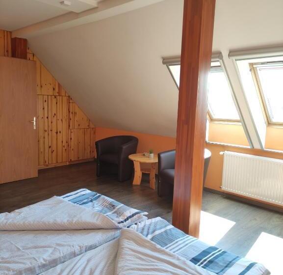 Номер Стандарт, Miklós Fogadó és étterem