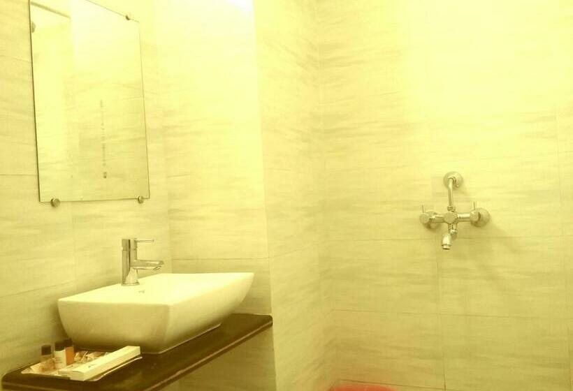 豪华房间, Abhilasha