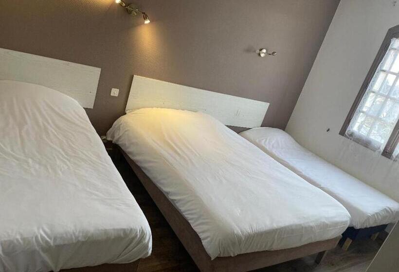 חדר סטנדרט לארבעה, Restaurant L Escale