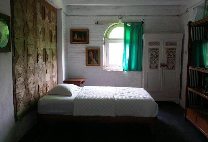 Tengerre Néző Családi Szoba, Villa Isabella Putri B&b