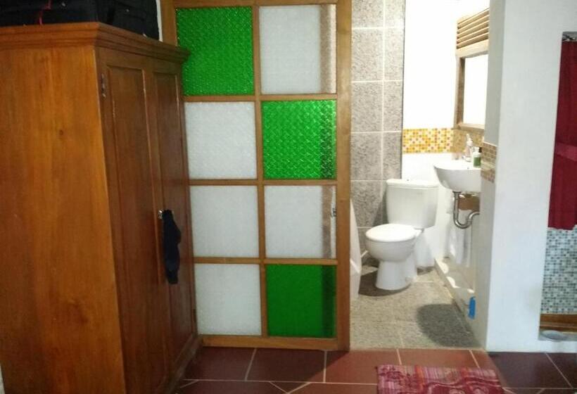 Deluxe Szoba, Villa Isabella Putri B&b