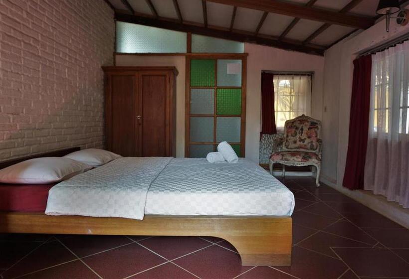 Deluxe Szoba, Villa Isabella Putri B&b