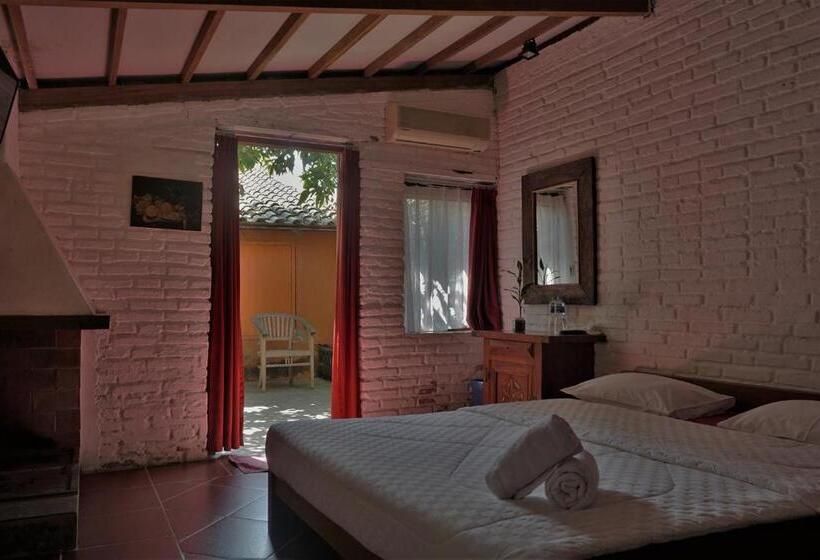 Deluxe Szoba, Villa Isabella Putri B&b