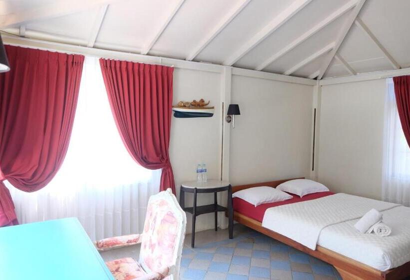 Tengerre Néző Deluxe Szoba, Villa Isabella Putri B&b
