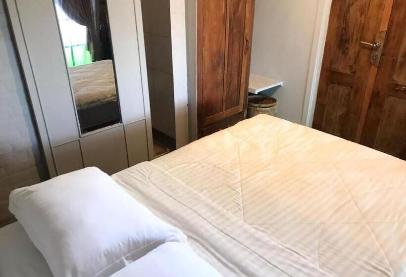 Családi Bungalow, Villa Isabella Putri B&b