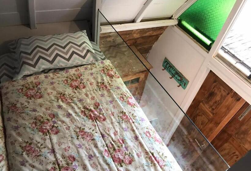 Családi Bungalow, Villa Isabella Putri B&b