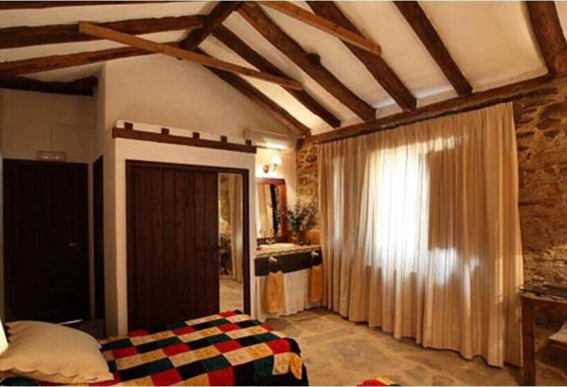 חדר סופריור, El Añadío