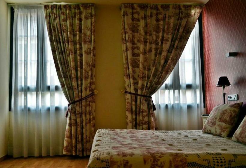 סוויטה, Hospedium Hotel Vittoria Colonna