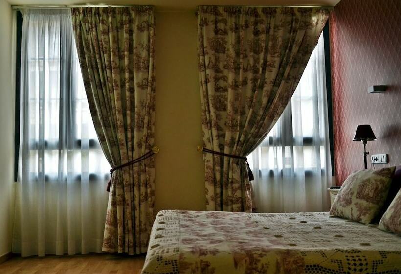 סוויטה, Hospedium Hotel Vittoria Colonna