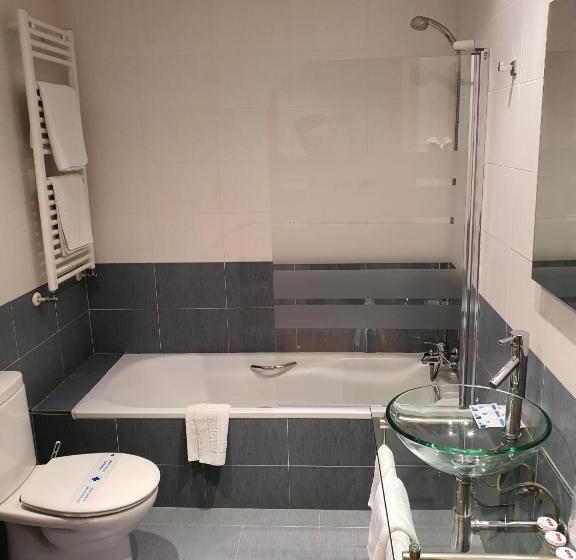Четырехместный Номер Стандарт, Hospedium Hotel Vittoria Colonna