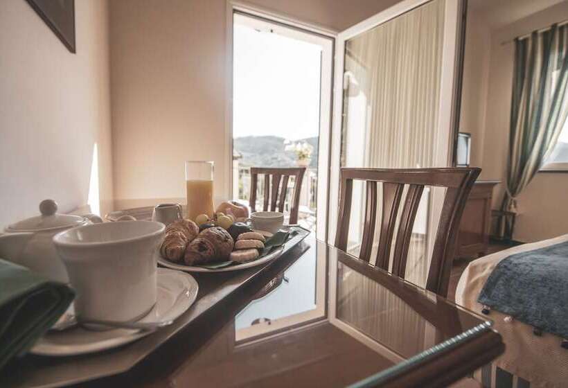 海景标准间带阳台, Al Terra Di Mare