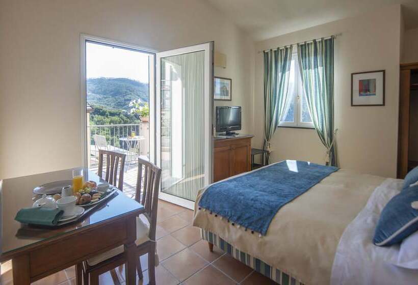 海景标准间带阳台, Al Terra Di Mare