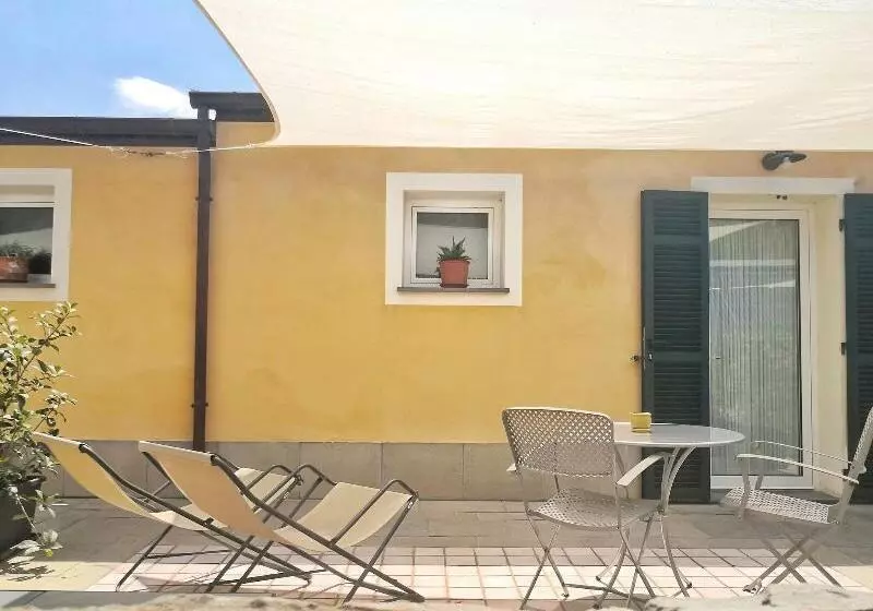 اتاق استاندارد با چشم‌انداز, Al Terra Di Mare