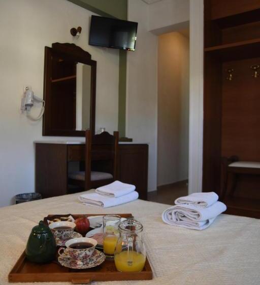 バルコニー付きスタンダードルーム, Archontiko Klitsa