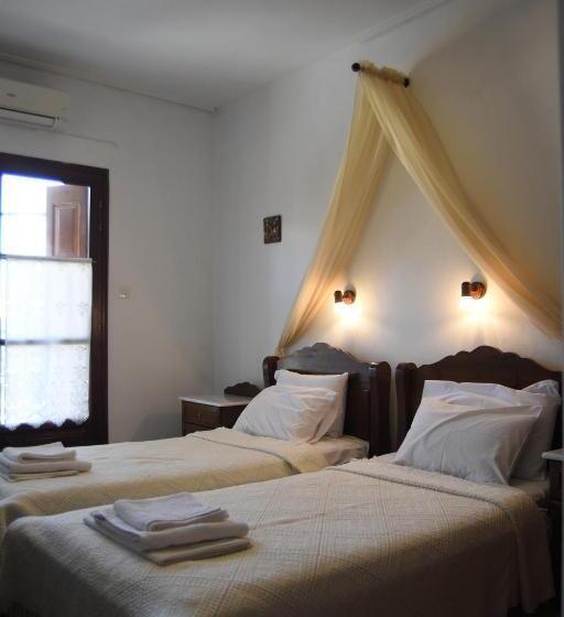 バルコニー付きスタンダードルーム, Archontiko Klitsa